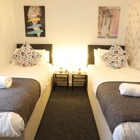 B'Ham Nec/Airport/Hs2 Short Stay Birmingham Exteriör bild