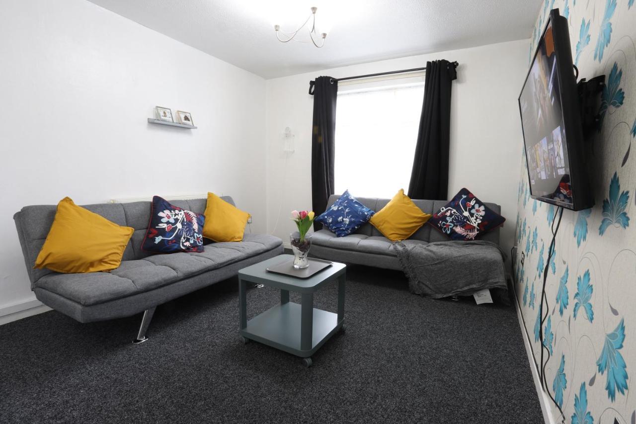 B'Ham Nec/Airport/Hs2 Short Stay Birmingham Exteriör bild