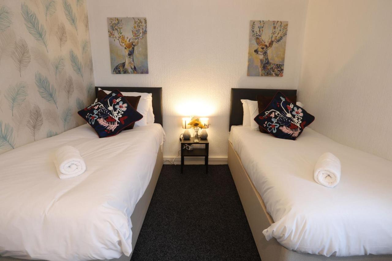 B'Ham Nec/Airport/Hs2 Short Stay Birmingham Exteriör bild